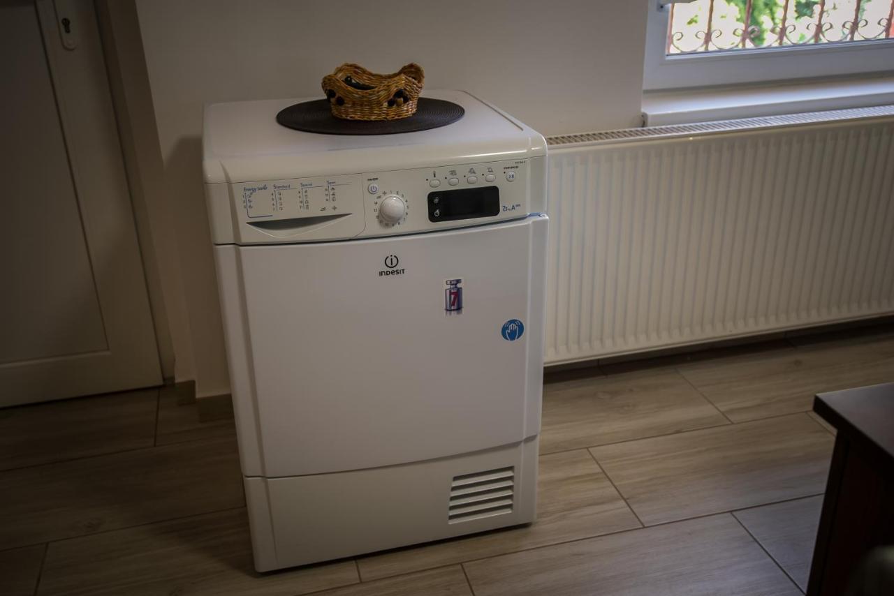 Mokka Apartman Szeged Esterno foto