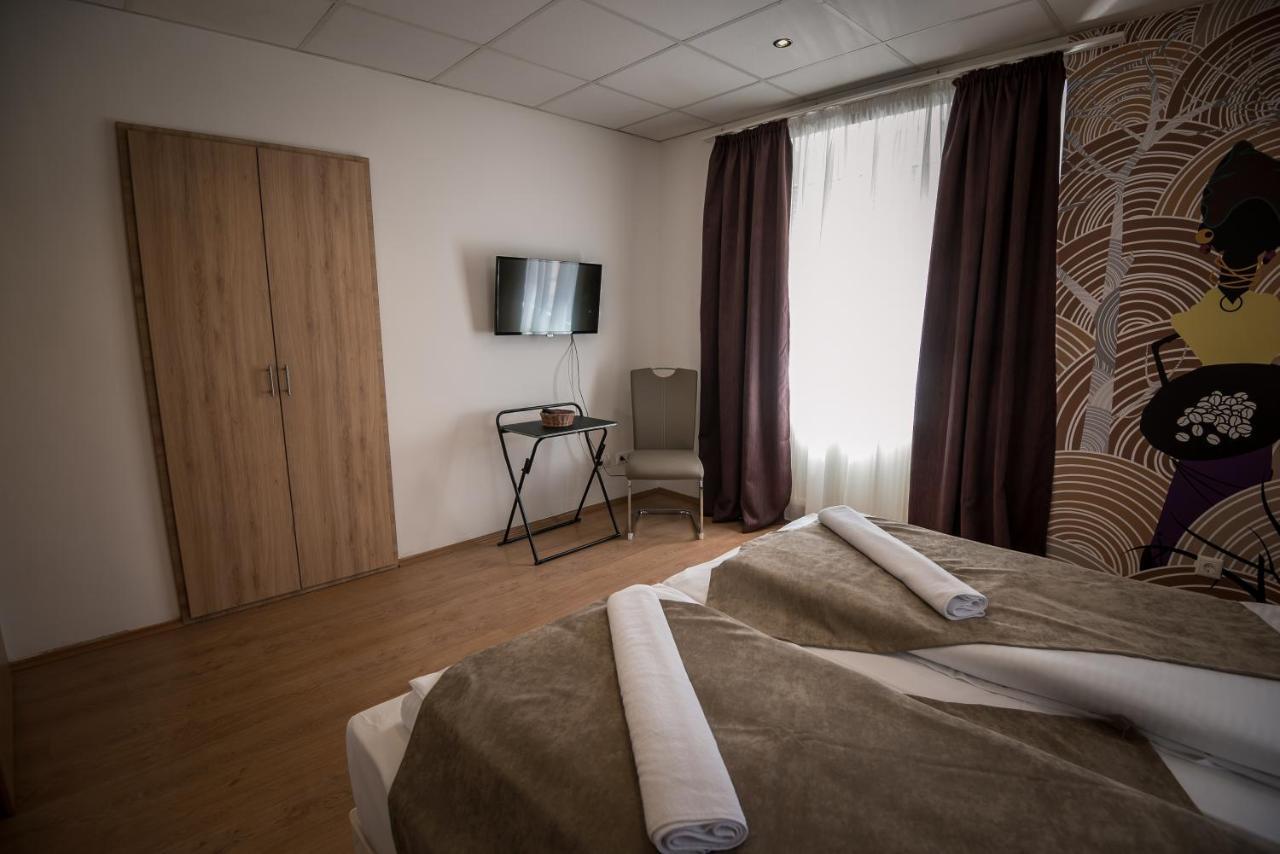 Mokka Apartman Szeged Esterno foto