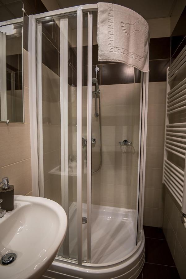 Mokka Apartman Szeged Esterno foto