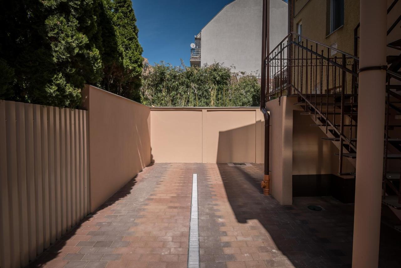 Mokka Apartman Szeged Esterno foto