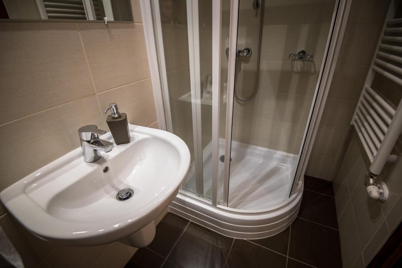 Mokka Apartman Szeged Esterno foto