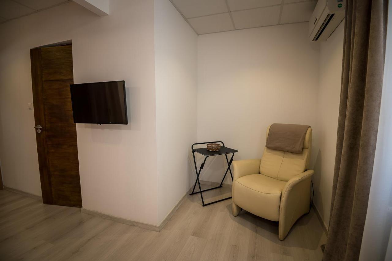 Mokka Apartman Szeged Esterno foto