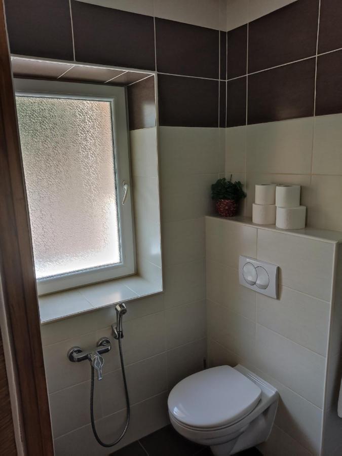 Mokka Apartman Szeged Esterno foto