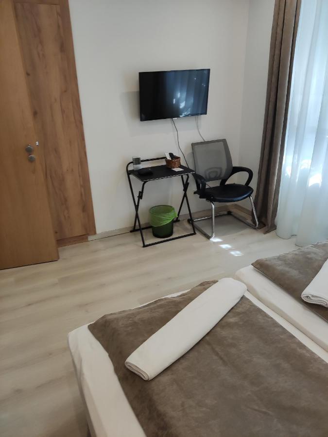 Mokka Apartman Szeged Esterno foto